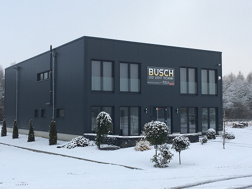 Firmengebäude Winter